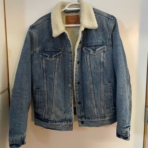 Levi’s Sherpa trucker jacket